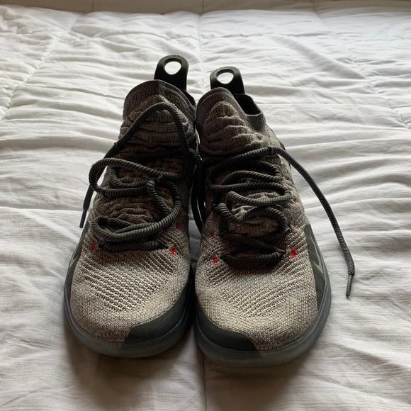KD 11 - Picture 1 of 6
